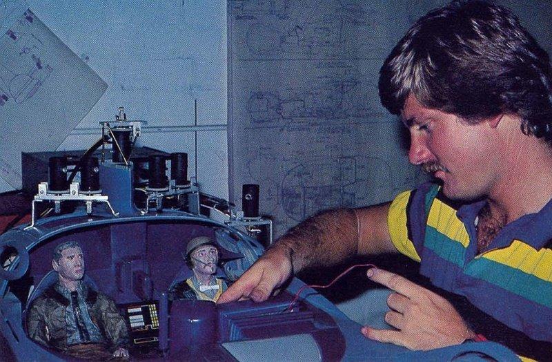 бегущий по лезвию